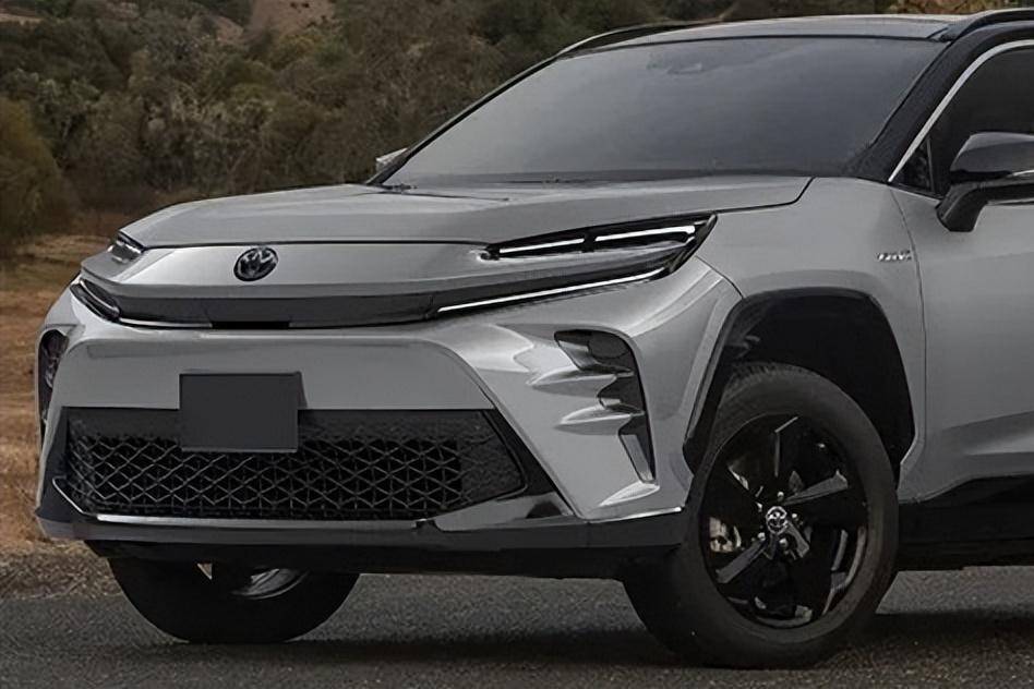 丰田急了！全新RAV4曝光，HEV+PHEV