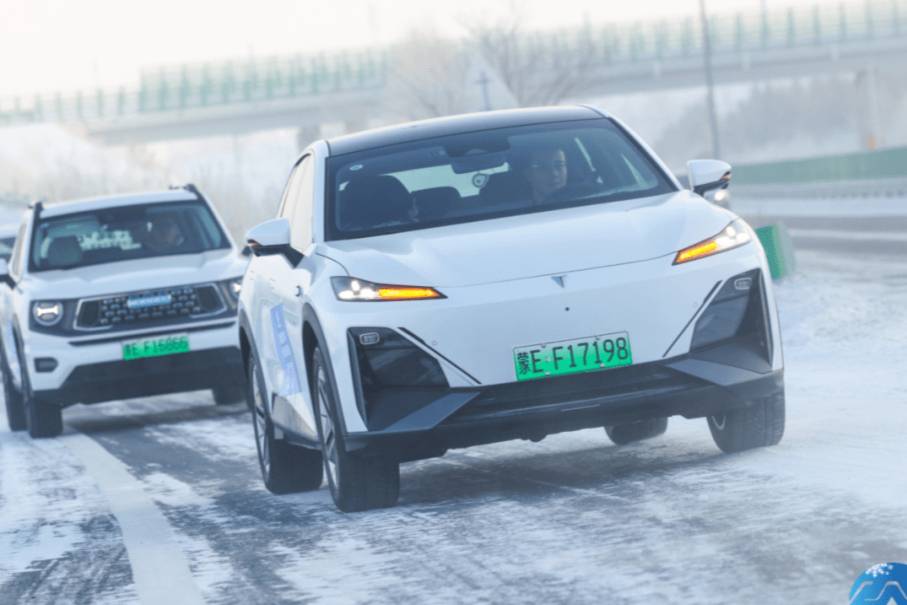 2023海拉尔冰雪展销会新能源汽车寒地试乘试驾活动成功举办