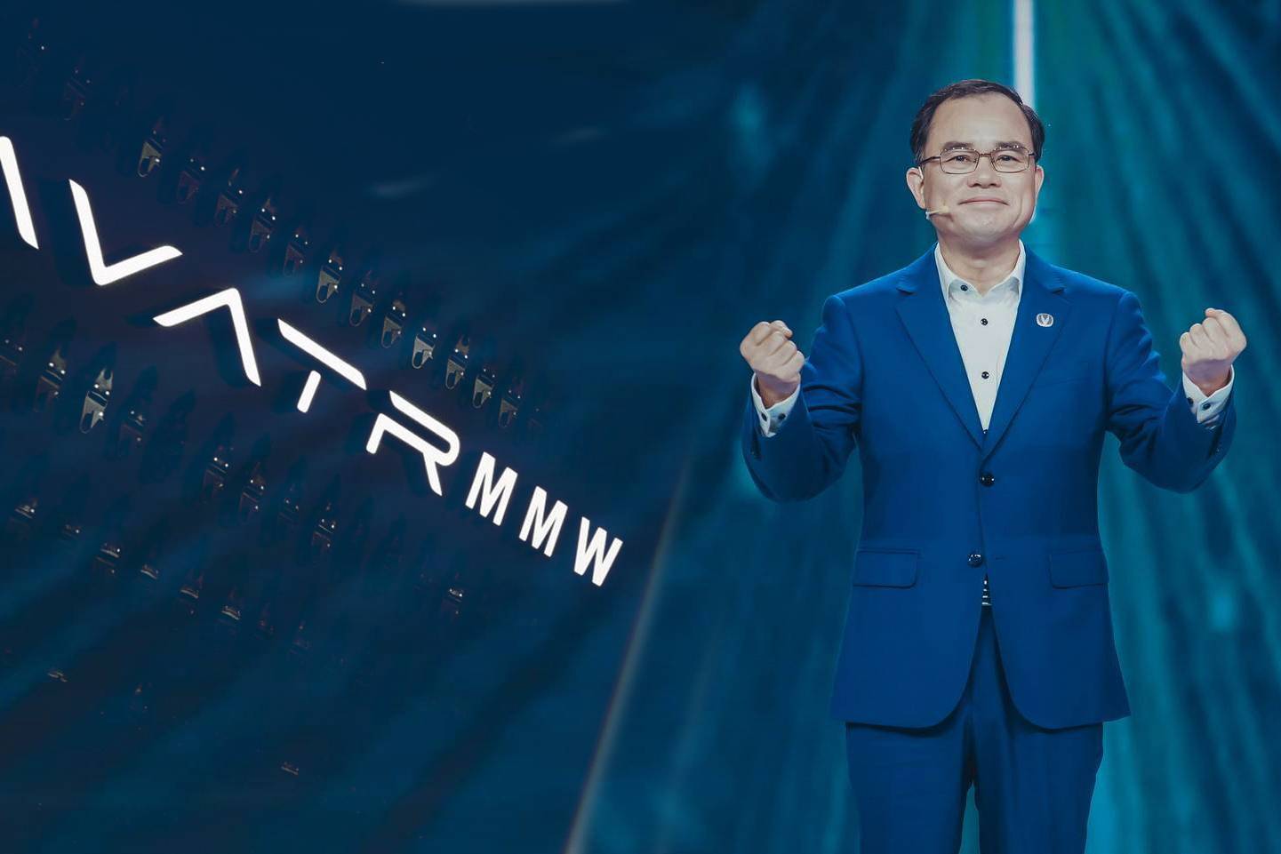 深度 | 朱華榮親下“火線”，阿維塔加速品牌高端化