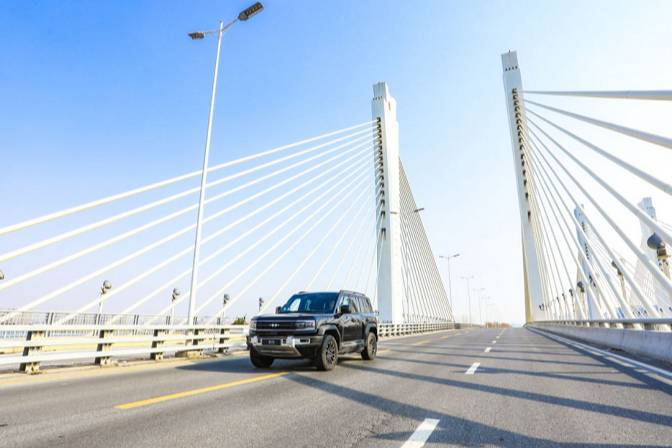 超级混动硬派SUV 方程豹汽车豹力体验日在郑州圆满举办