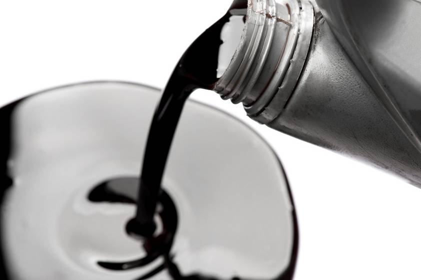 工业润滑油为什么会变黑？变黑的润滑油还能用吗？来看！ 