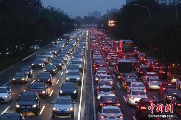 中汽协：我国2023年汽车销量突破3000万辆，出口491万