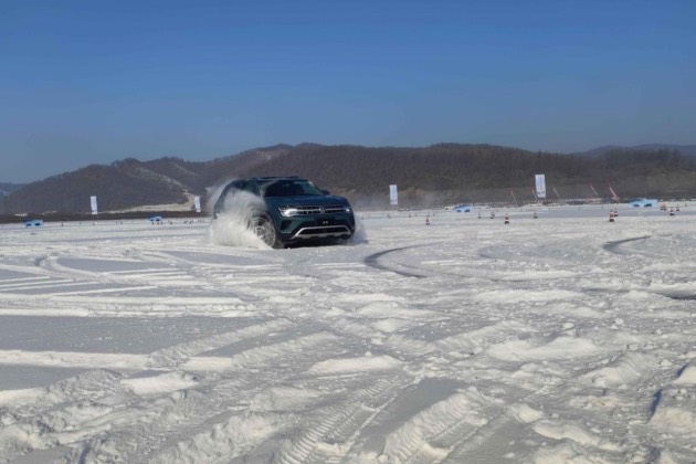 和上汽大眾途觀L、途昂一起去雪地“撒野”