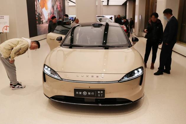 遙遙領先的華為，不缺錢的小米，是2024的日系車終結者？