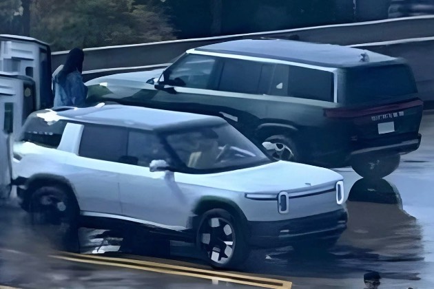 特斯拉Model Y的真正对手？RIVIAN R2谍照曝光