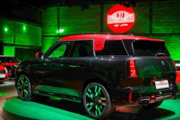 新MINI JCW COUNTRYMAN售39.98万元