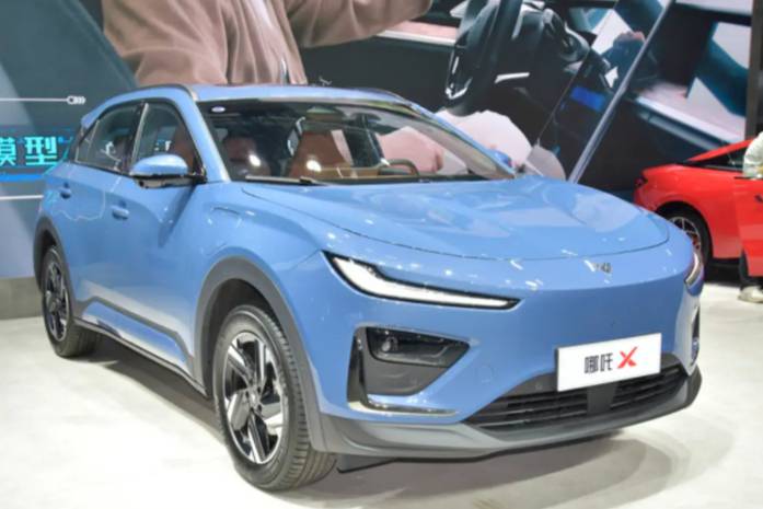 最卷新勢力,大幅降價(jià)后,網(wǎng)約車司機(jī)為何選哪吒X