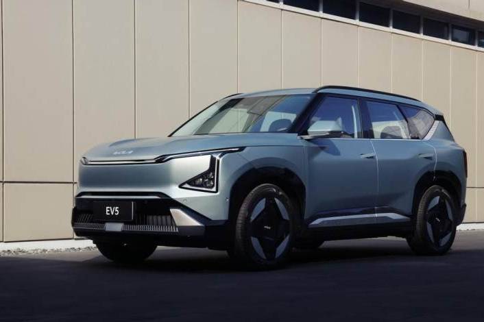 中國造，全球標準！起亞EV5出口車型在鹽城4.0智能工廠量產(chǎn)