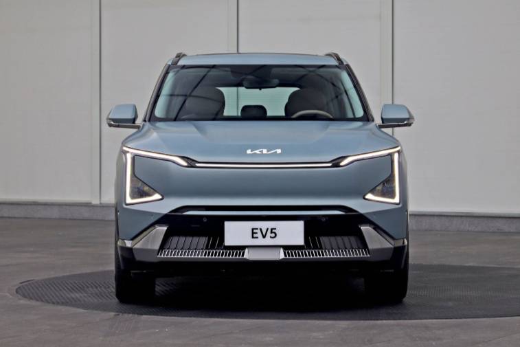 起亚推出“三零方案”：EV5可以零首付、零利息和零保险提车