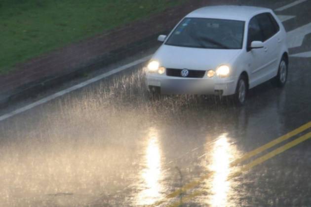 有必要在汽車(chē)車(chē)窗上裝雨眉嗎？