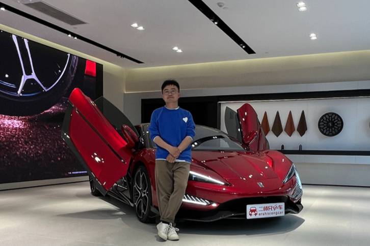 靜態(tài)品鑒卻勾起了駕駛欲望，探店仰望U9，究竟有何魔力？