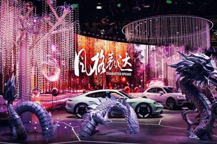 新能源汽车成团宠，北京车展预示“油电之争”大结局