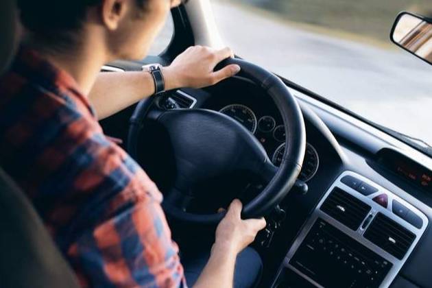 開車上路時(shí)，養(yǎng)成這4個(gè)好習(xí)慣，降低事故發(fā)生率