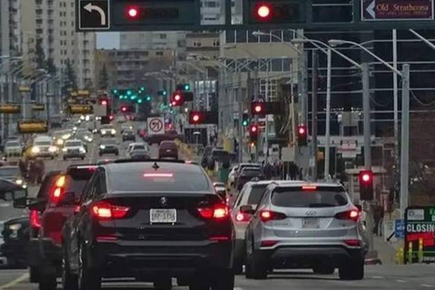 被前車擋住視線,被迫闖了紅燈怎么辦?