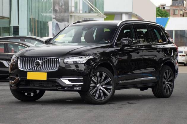 沃爾沃XC90，標(biāo)配2.0T+48V，軸距近3米，家用值嗎