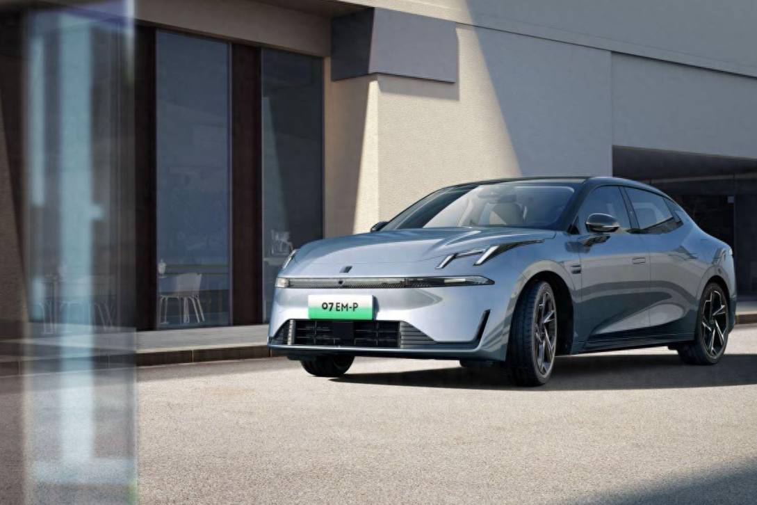 重塑汽車美學,領克07 EM-P定義高端出行新境界