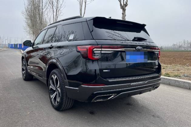 分享一下周末的吃吃吃,順便曬曬愛車