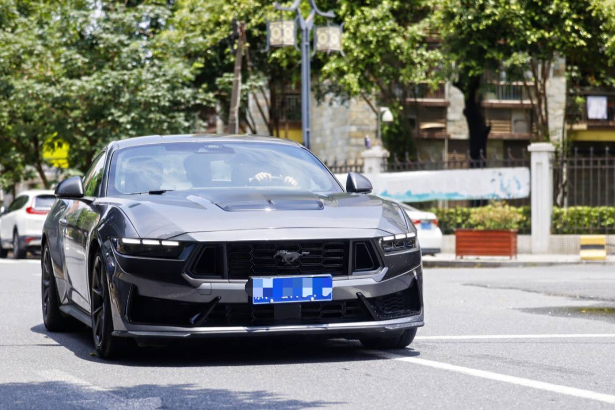 试驾全新福特Mustang，美系性能跑车的经典能否流传？