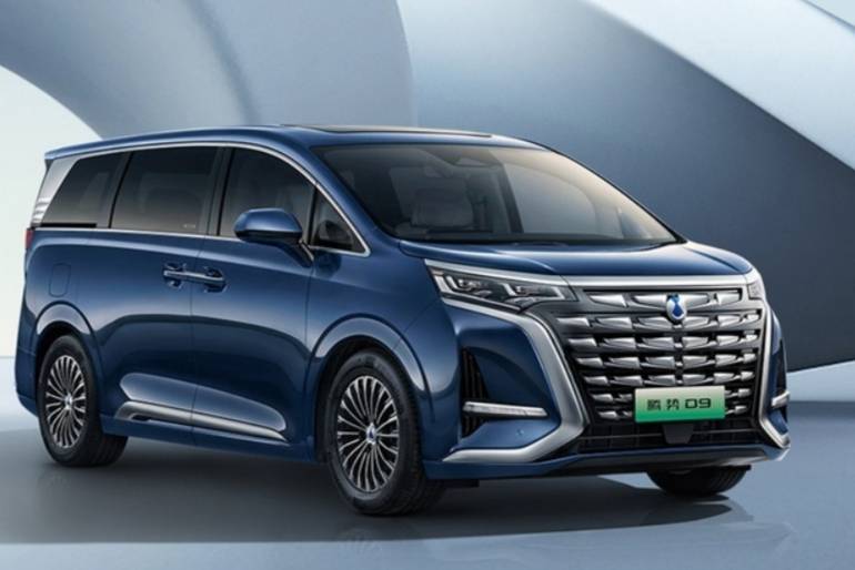 傳統(tǒng)車型反攻，新能源萎靡！MPV“上險(xiǎn)量”榜出爐