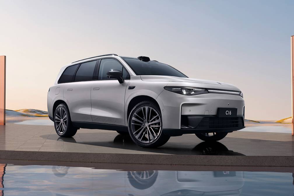 零跑C16:領(lǐng)先智能科技的6座SUV豪華車款上市