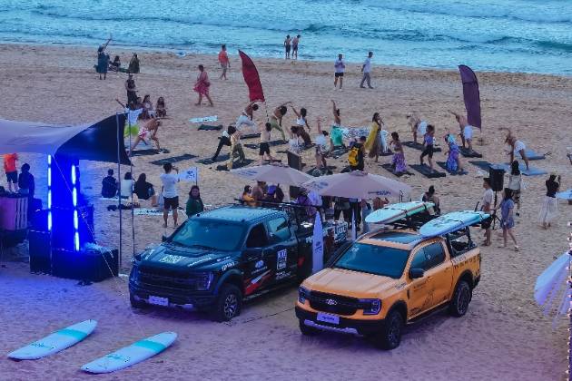 “浪”人齊聚，享受百變后斗上的清涼夏日