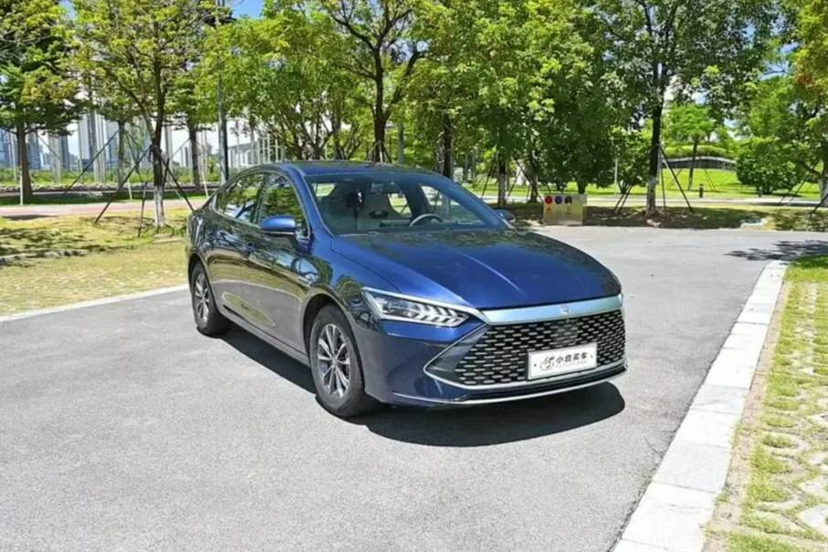 銷量斷崖式領(lǐng)先合資，秦PLUS熱銷47978輛蟬聯(lián)A轎銷冠