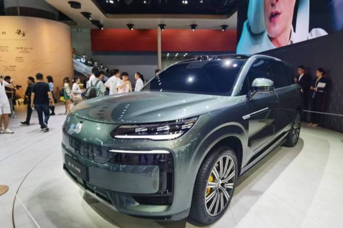 騰勢(shì) N9 亮相廣州車展：大型 SUV 市場(chǎng)潛力股