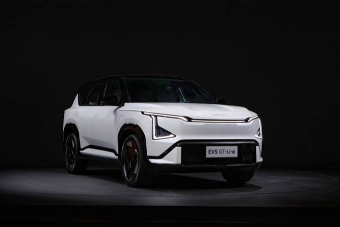 2025款EV5領(lǐng)銜 起亞驚艷亮相廣州車展