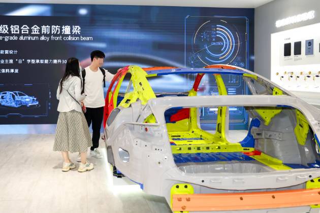 比車模還有魅力！廣州車展什么這么多人看銀河L7？