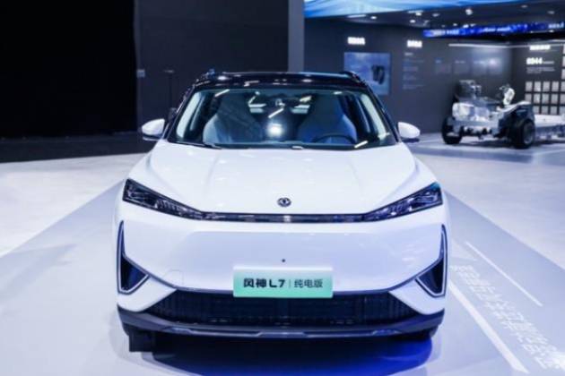 東風(fēng)汽車閃耀廣州車展 多款明星車型齊亮相