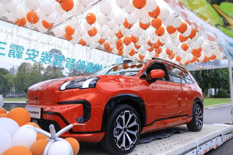 卷產品卷服務 新能源汽車打響良性競爭第一槍