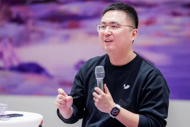 突發!極越被曝原地解散,拖欠員工2個月社保