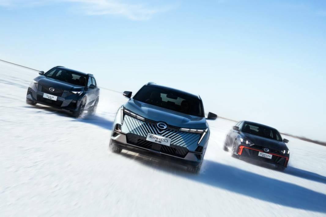 能陪你玩冰雪、逛gai,10万预算最能买的好车都在这!