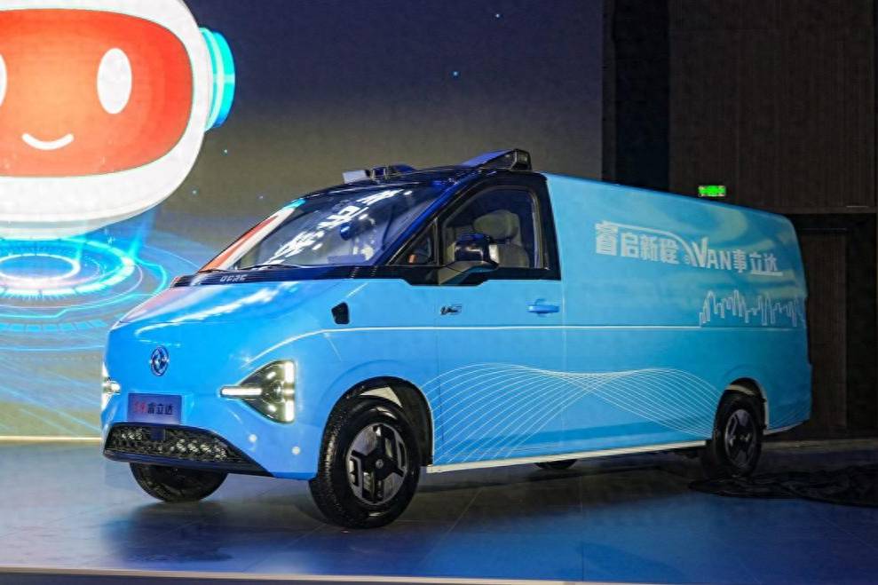東風又一新車型,睿立達V5發(fā)布,車長5270mm,配對開尾門