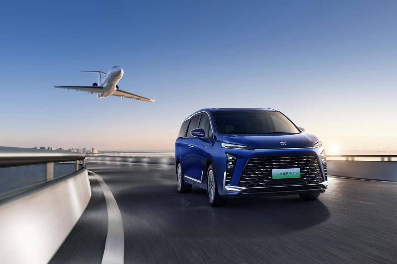高端豪華MPV GL8陸尊PHEV發(fā)新價