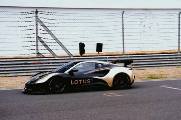 F1中國站:蓮花Emira GT4與三大車手的速度之約