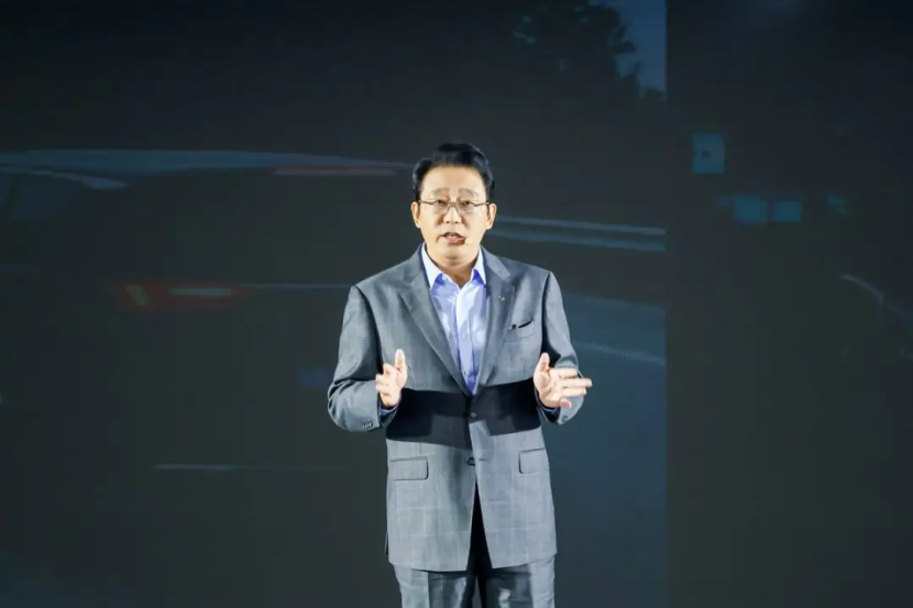 用硬核安全重拾用户的智驾信任,广汽为此“逼疯”了工程师