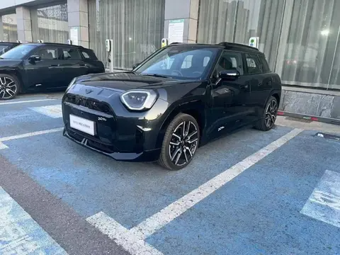 【E汽车】全新电动MINI JCW家族国内首发并上市