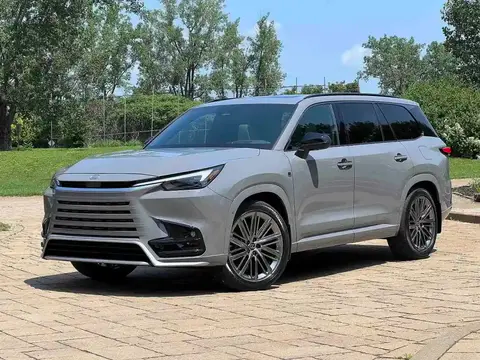 【E汽车】雷克萨斯全新三排SUV即将登场
