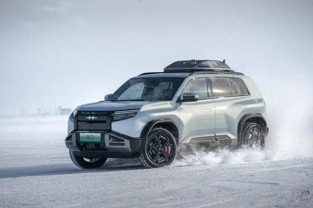 为什么说刚上市的钛3，打了iCAR V23一闷棍？