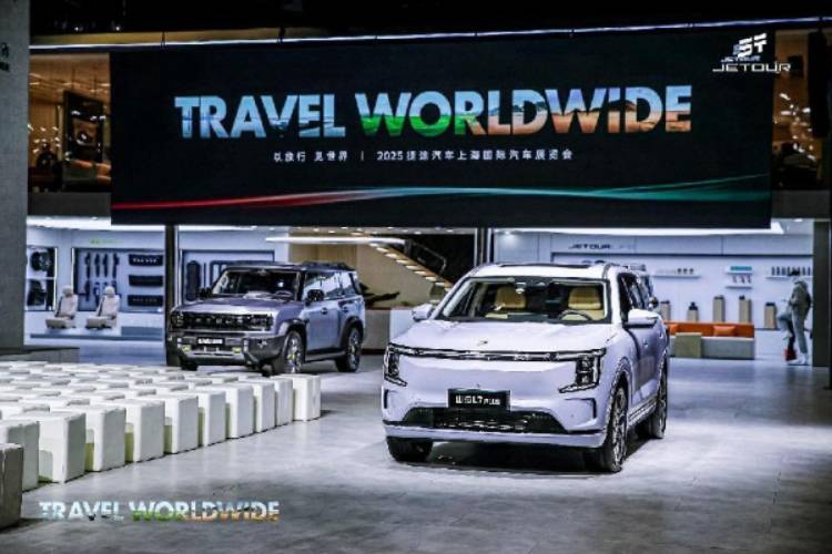 野力全開!捷途汽車引領越野平權運動“炸場”上海車展