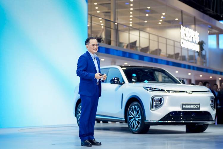 三大計(jì)劃啟新，三款新車耀目：長(zhǎng)安汽車2025上海車展共擘未來