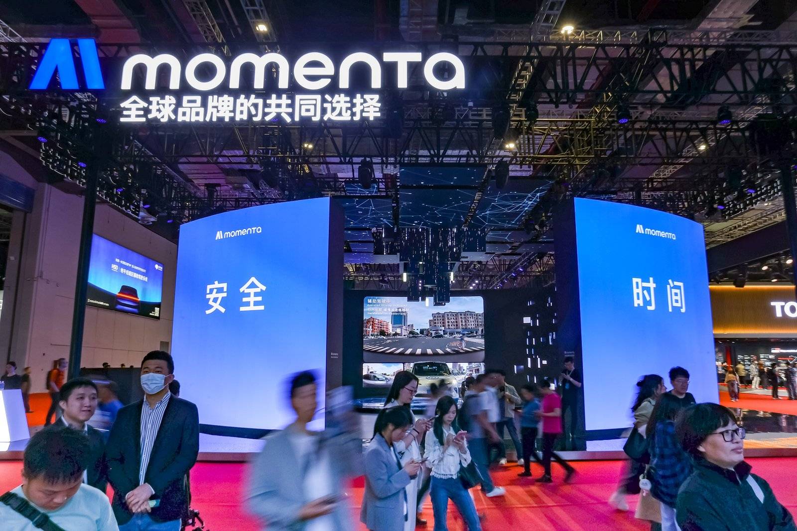 技術越領先 量產越強悍!Momenta上海車展首秀即高光
