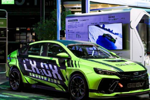 吉利2025上海車展：在技術深水區(qū)構(gòu)建汽車產(chǎn)業(yè)新業(yè)態(tài)