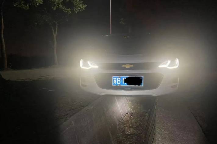 4S店800,網上50,汽車“天價維修”如何避免?