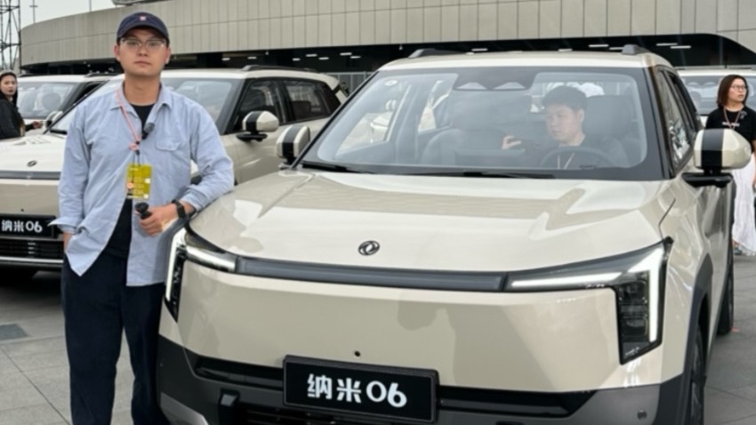 庫里南同款天地門SUV預售價8.99萬元