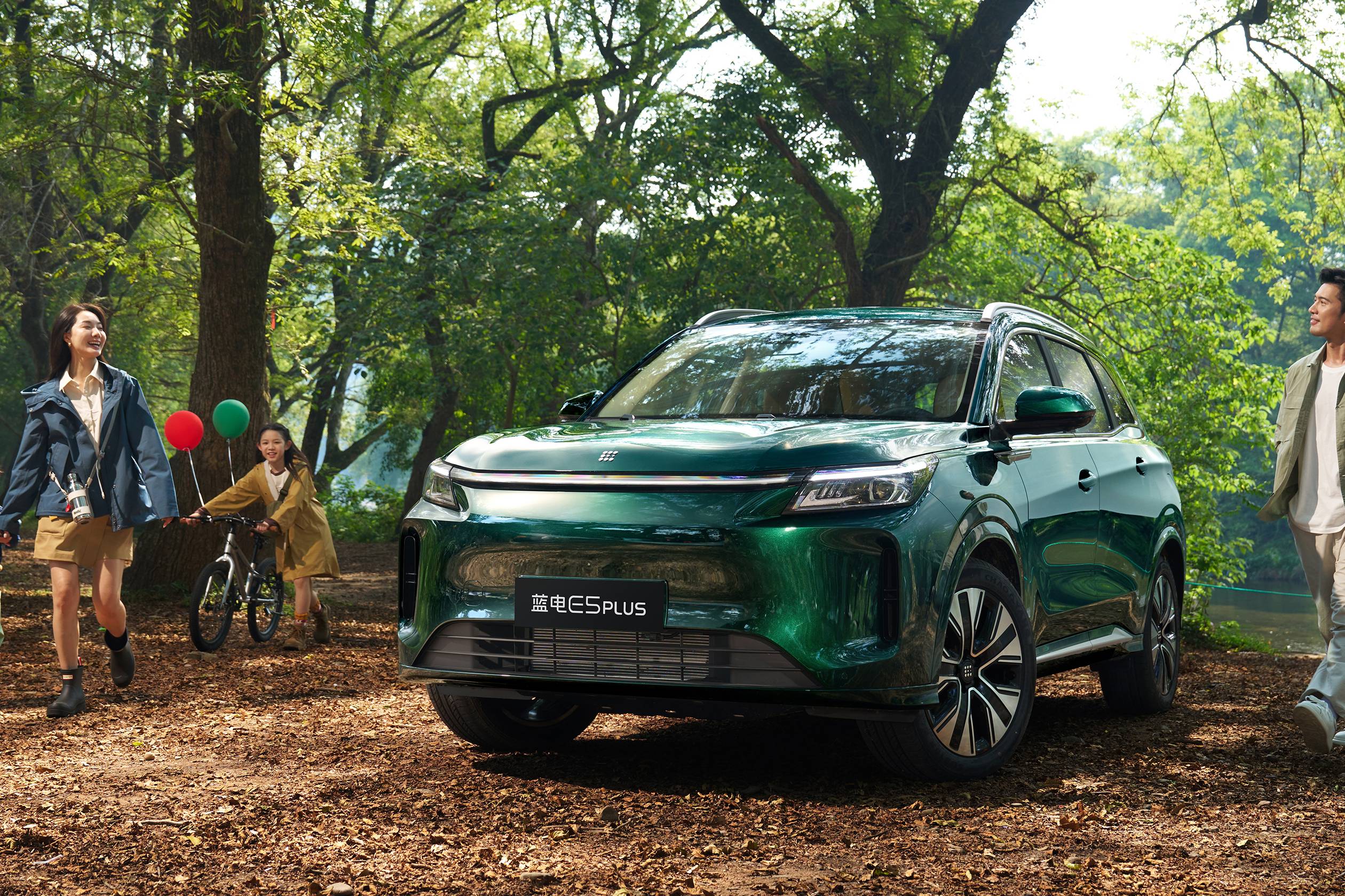 藍(lán)電E5 PLUS續(xù)航挑戰(zhàn)賽第二季純電續(xù)航突破384km