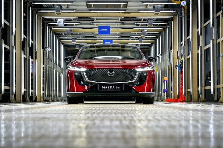 MAZDA 6e出口欧洲 中国智造推动马自达全球电动化布
