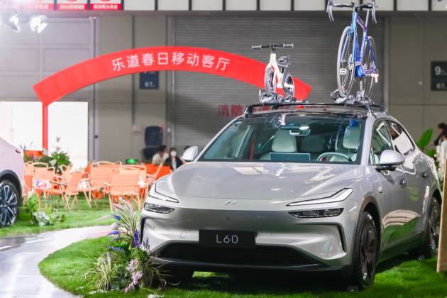 南京車展驚現(xiàn)