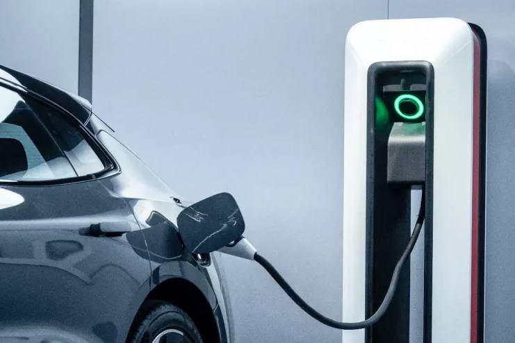 有沒有能夠替代電動汽車的方案，以避免在戰(zhàn)爭中“望車興嘆”